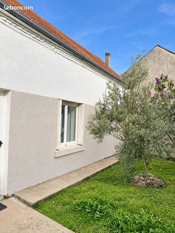 Maison 6 pièces 142 m² · à Saint-Jean-de-la-Ruelle · 142 m² · 399 900 €