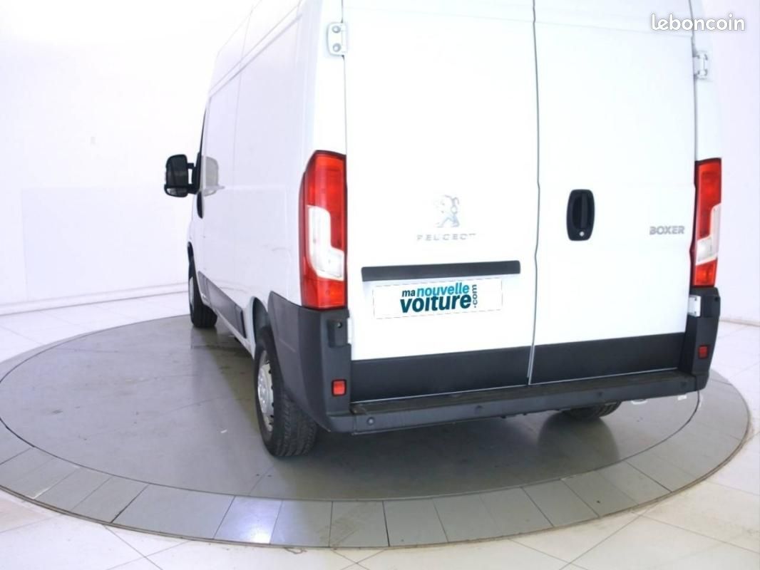 Peugeot Boxer FOURGON TOLE 3.3 T L2H2 BLUEHDI 120 S&S BVM6 (image 11)