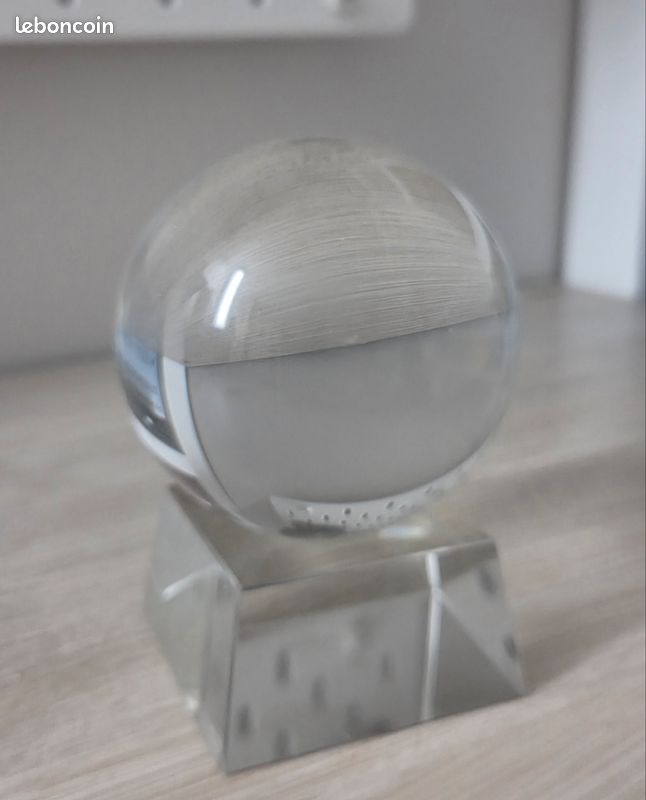 Boule de cristal (image 1)