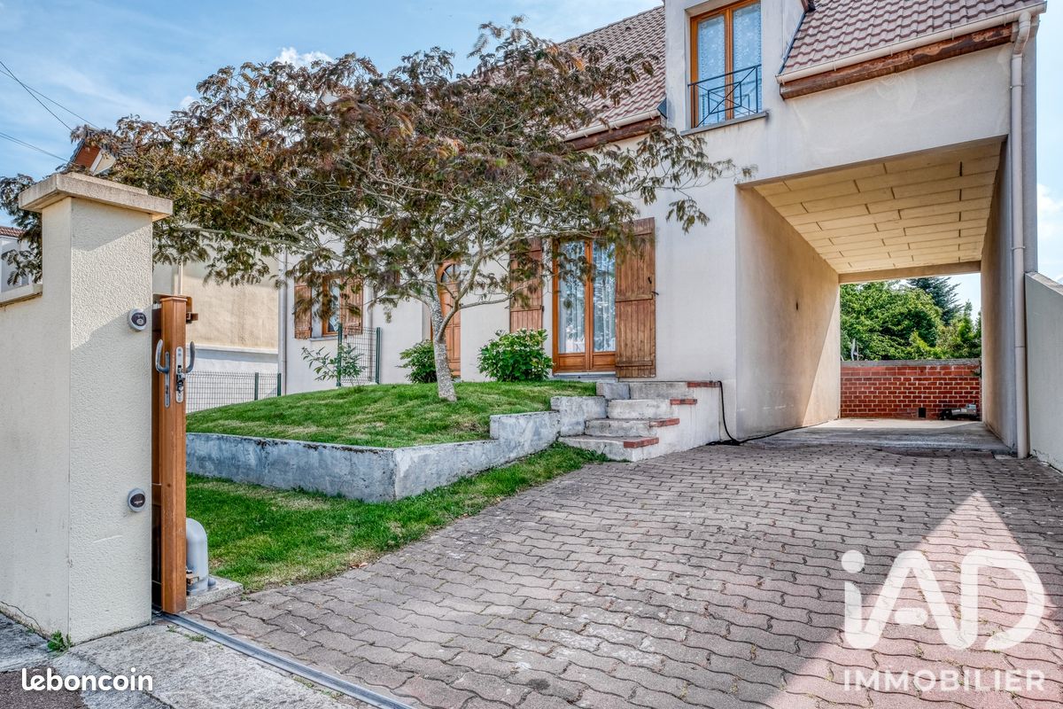 Maison 7 pièces 136 m² · à Tremblay-en-France · 136 m² · 399 000 €