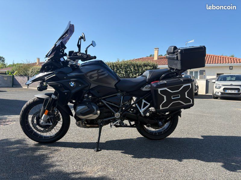 BMW 1250 GS Triple Black (image 3)