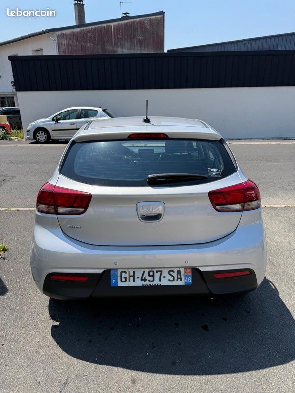 KIA RIO 1.0 T-GDi 100 CH Très bon état – Révisée – Garantie nationale incluse (image 7)