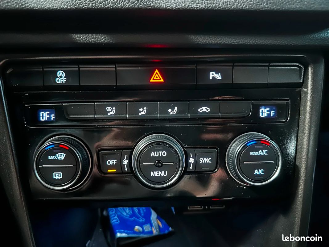 VOLKSWAGEN T-ROC 1.0 TSI 115 Start/Stop BVM6 Lounge 12580 (image 20)