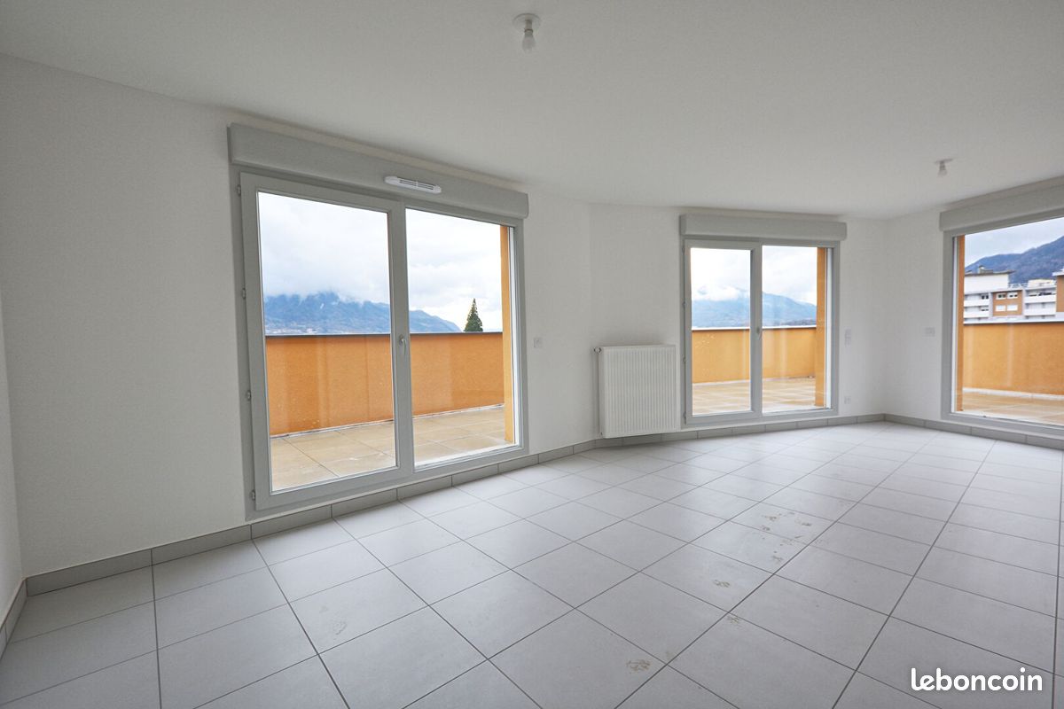 Appartement 2 pièces 51 m² · à Cluses · 51 m² · 235 000 €