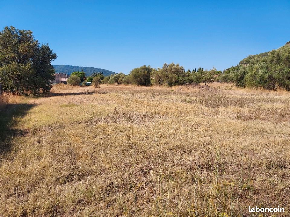 Terrain 449 m² Gonfaron · 125 000 €
