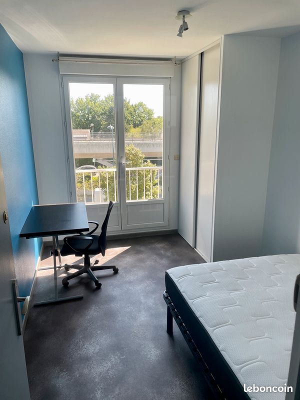 Appartement 5 pièces 90 m² · à Rennes · 90 m² · 470 €