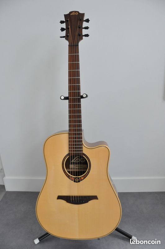 Guitare neuve Lag T318DCE (image 1)