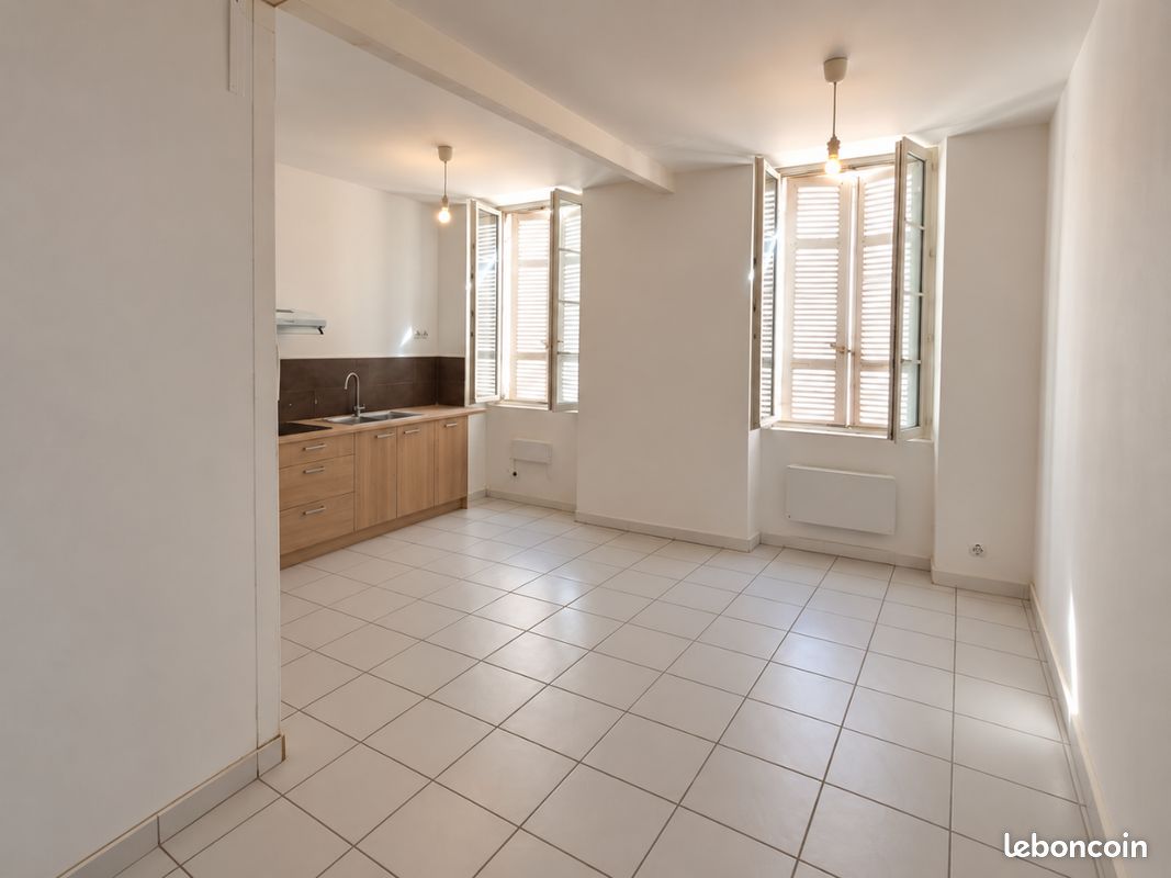 Appartement 1 pièce 25 m² · à Jonzac · 25 m² · 400 €/mois