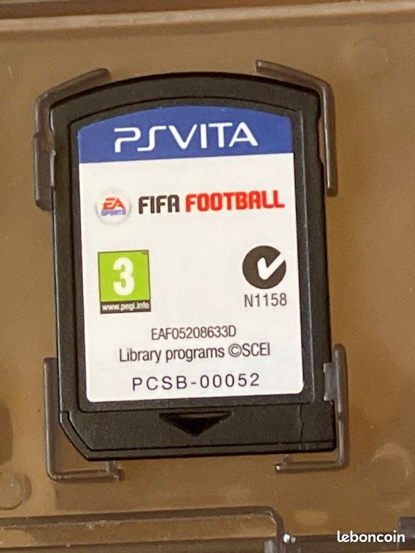 Ps vita - fifa football (image 1)