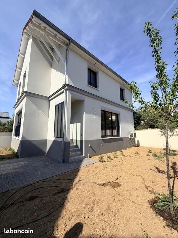 Maison 5 pièces 130 m² · à Joinville-le-Pont · 130 m² · 979 000 €