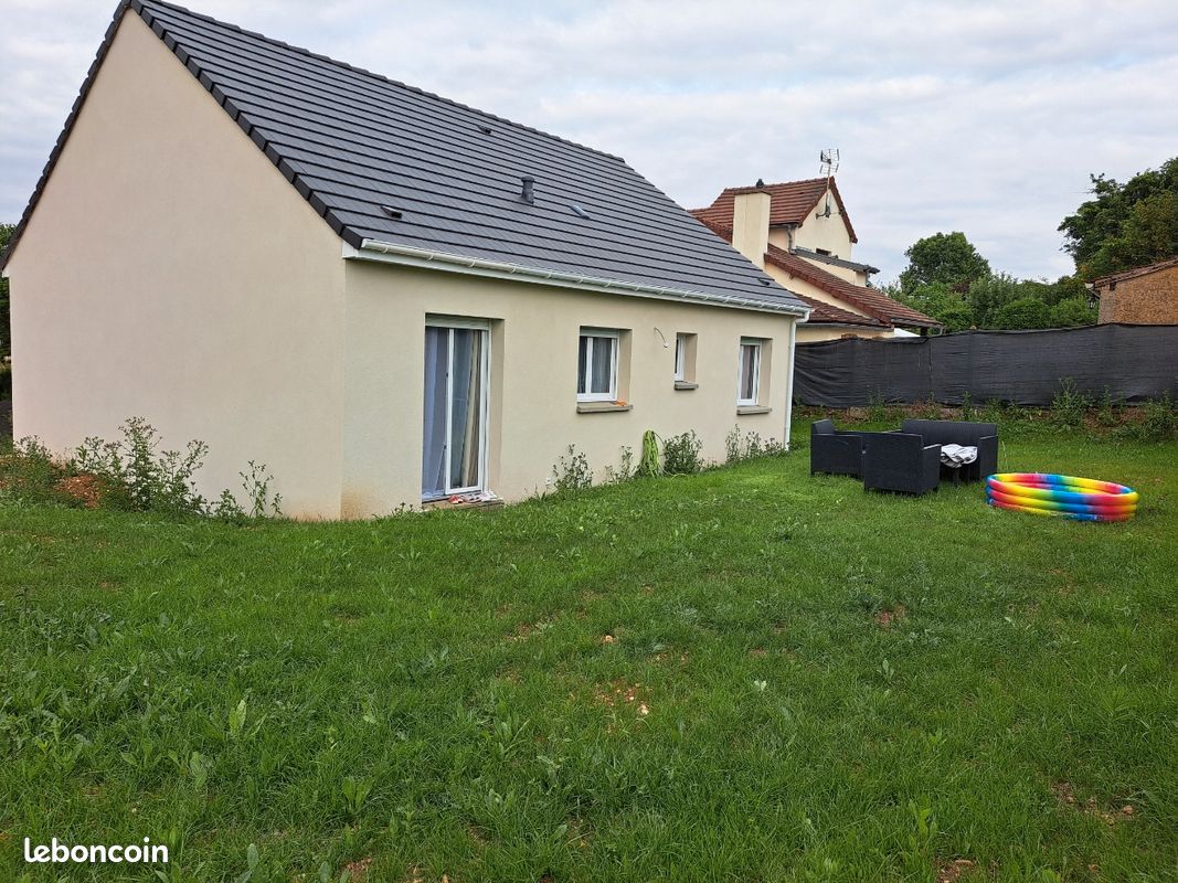 Maison 4 pièces 77 m² · à Lucé · 77 m² · 1 350 €