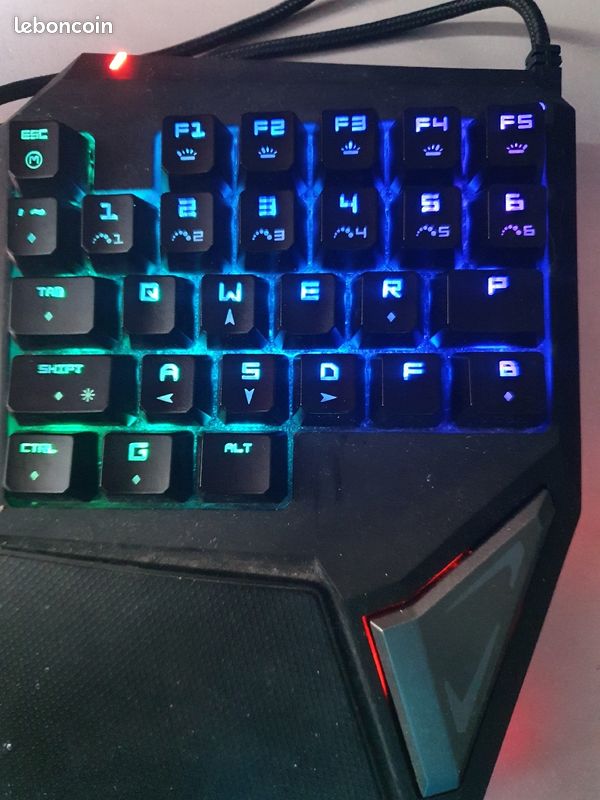 Clavier gaming 1main T9plus (image 1)