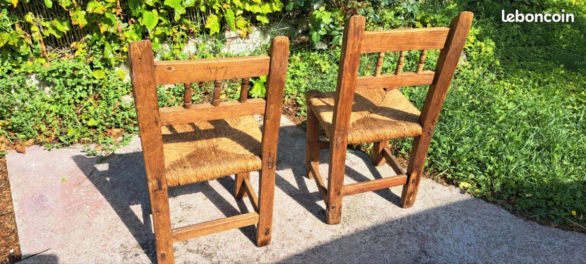 Chaise ancienne (image 1)