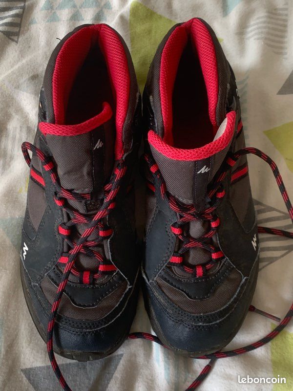 Chaussures de randonnées (image 1)