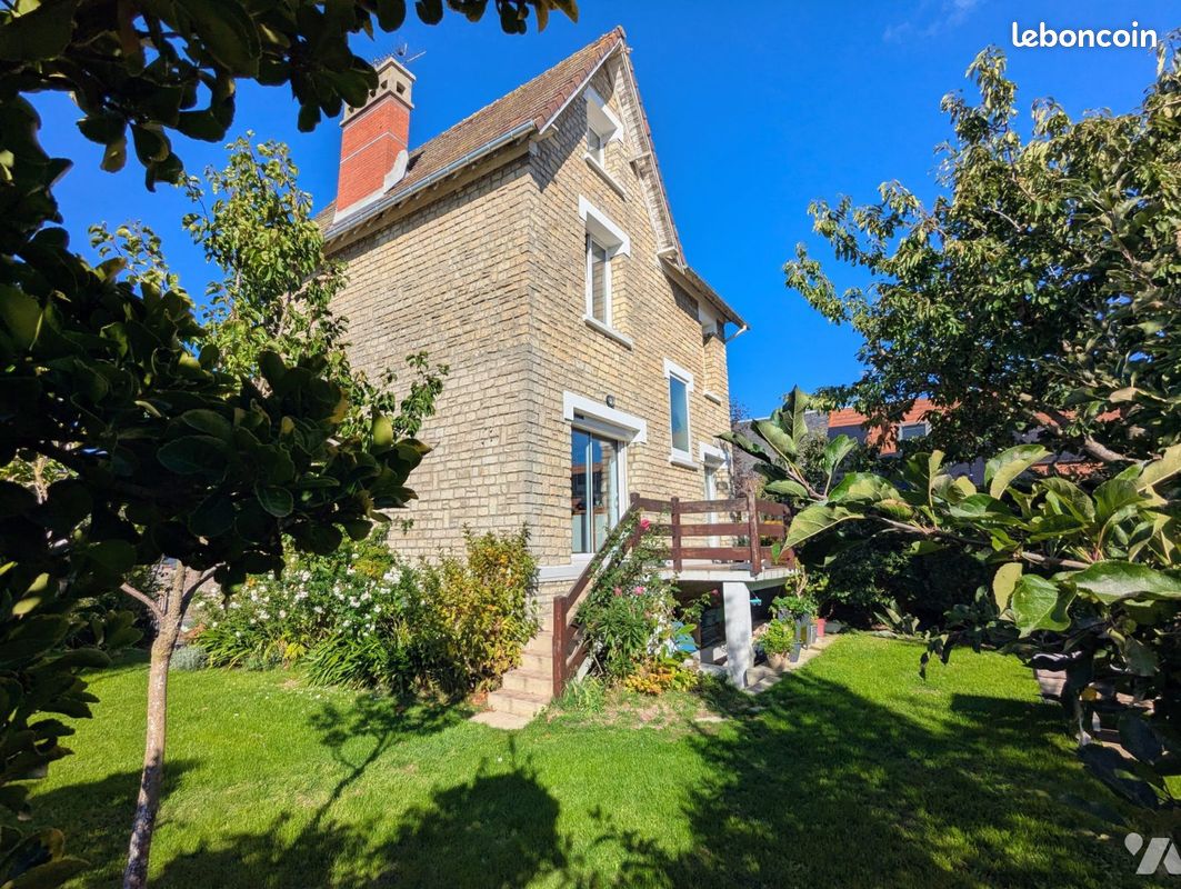Maison 4 pièces 94 m² · à Isigny-sur-Mer · 94 m² · 235 000 €