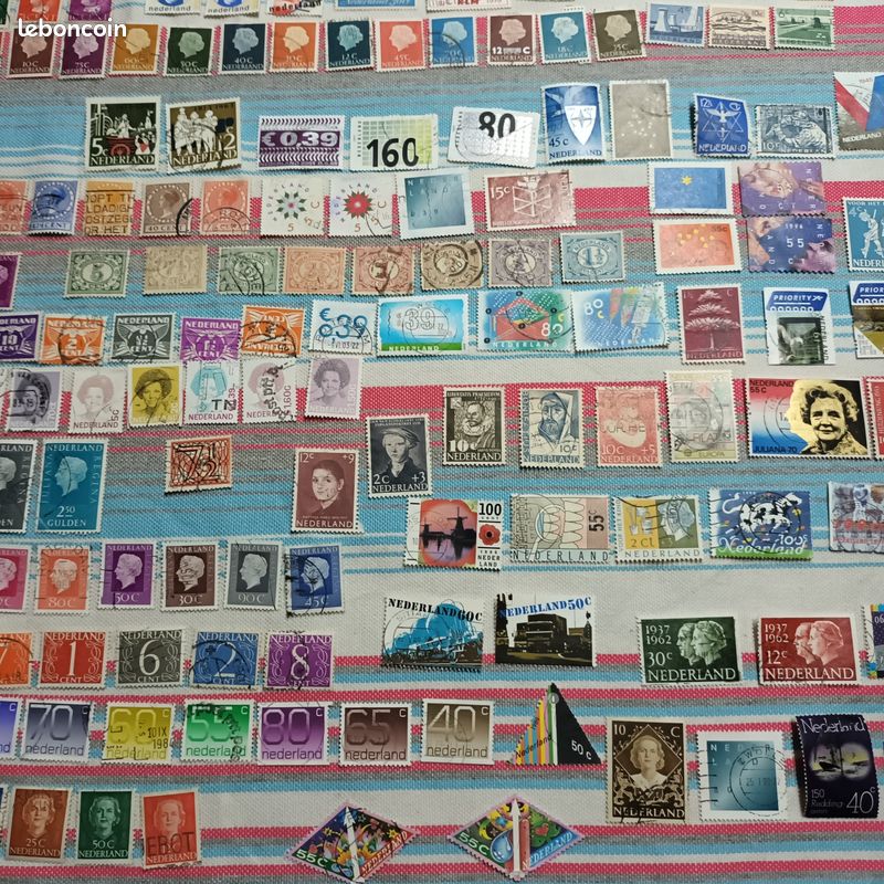 Lot de 200 timbres de Hollande (image 1)
