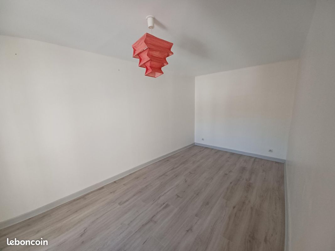 Appartement a louer aurillac - 2 pièce(s) - 44 m2 - Surfyn