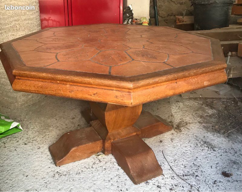 Table basse signée « BARROIS « (image 1)