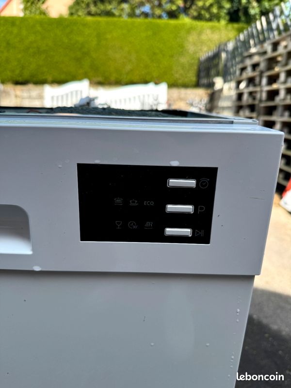 Lave vaisselle (image 4)