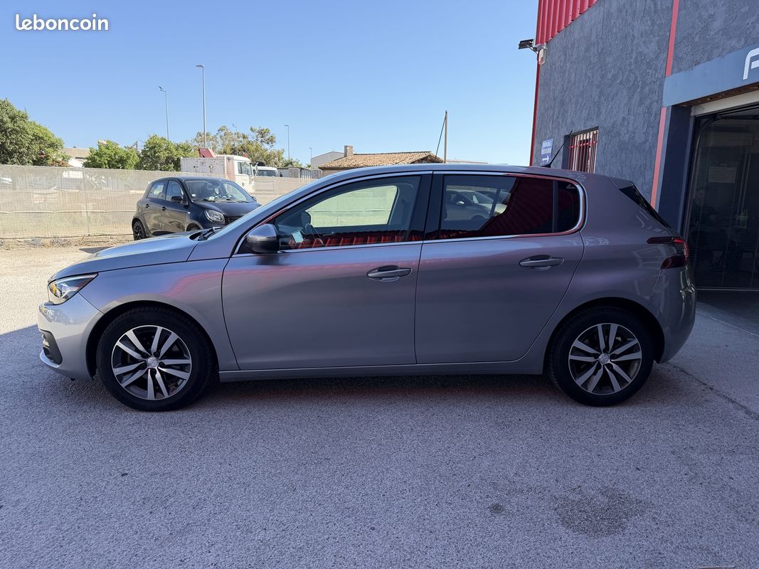 Peugeot 308 1.5 BLUEHDI 130CH S&S ALLURE EAT8 (image 2)
