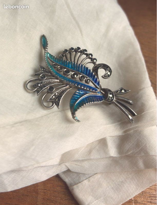 Broche Vintage Argentée Avec Perles De Porcelaine Turquoise - Numéro 142 - Occasion (bon état)