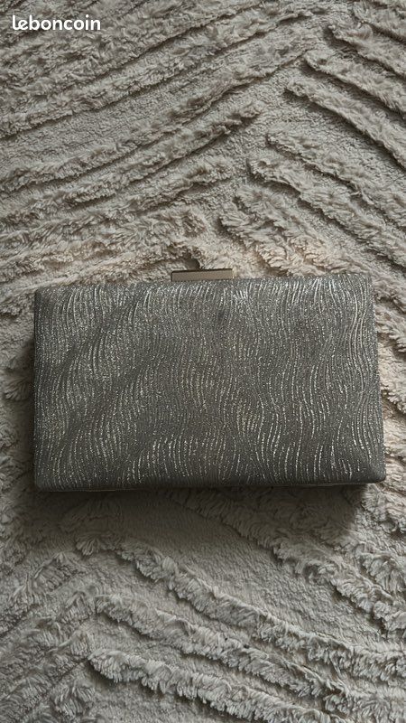 Sac doré (image 1)