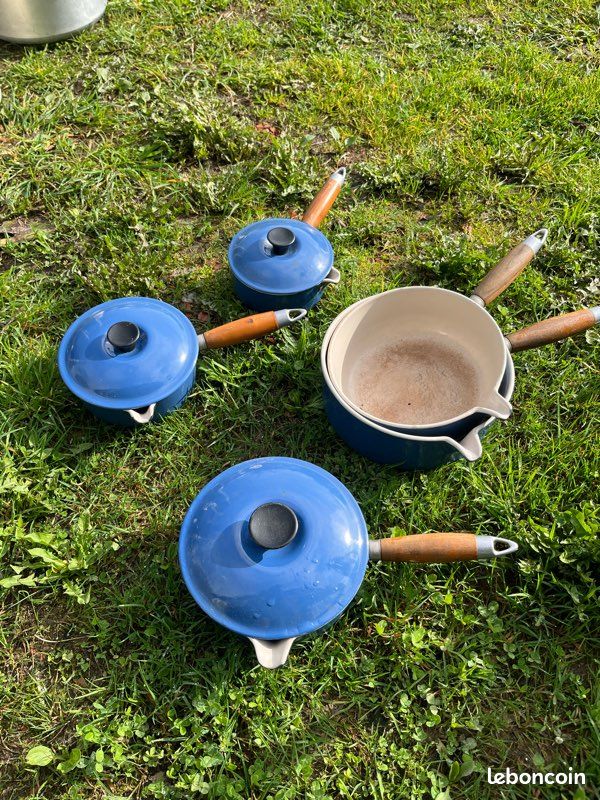 Lot De 5 Casseroles En Fonte Le Creuset - Marron - Diamètres 12/14/16/20/22 - Occasion