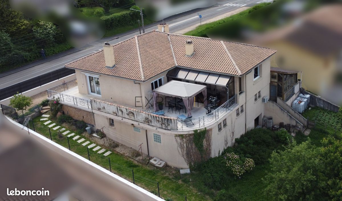 Maison 10 pièces 200 m² · à Mâcon · 200 m² · 458 000 €