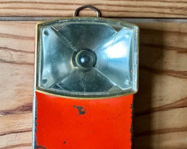 Lampe de poche Wonder avec bouton morse - Sport & Plein air