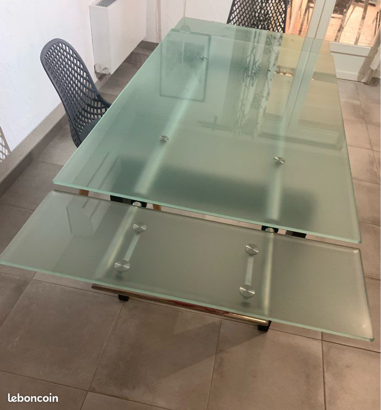 Table en verre trempé (image 3)