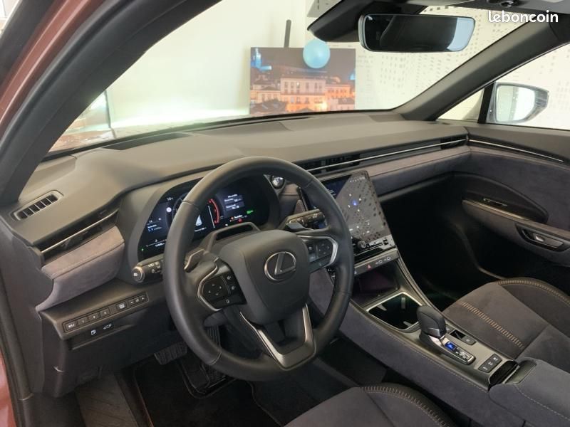 Lexus LBX 1.5 136ch Cool 2WD (image 10)