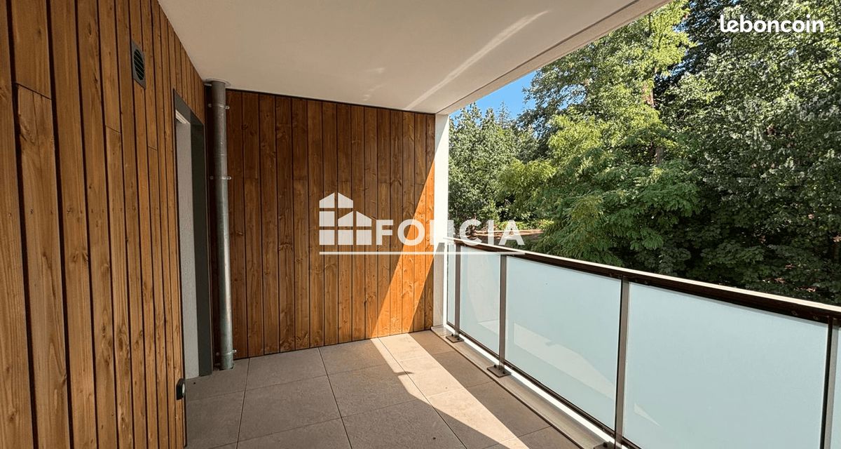 Appartement 2 pièces 45 m² · à Tassin-la-Demi-Lune · 45 m² · 899 €
