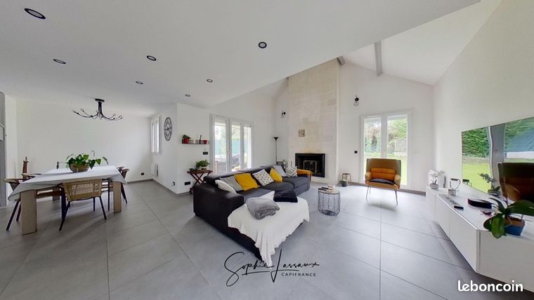 Maison 8 pièces 176 m²