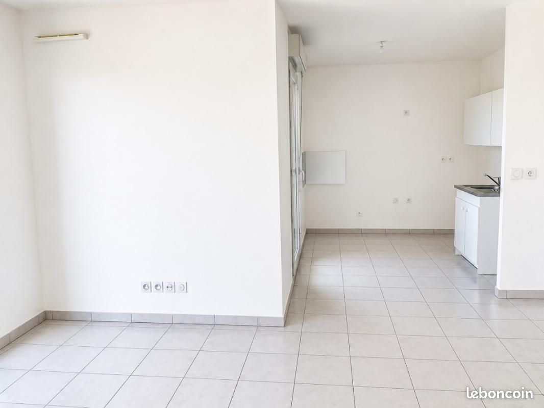 Appartement 2 pièces 41 m² · à Bron · 41 m² · 685 €