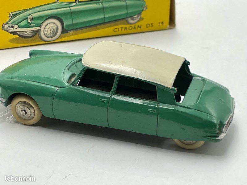 Citroën DS 19 1958 Jonquille Gelb 1:87 Citroën DS 19 1958 Jonquille Gelb 1:87