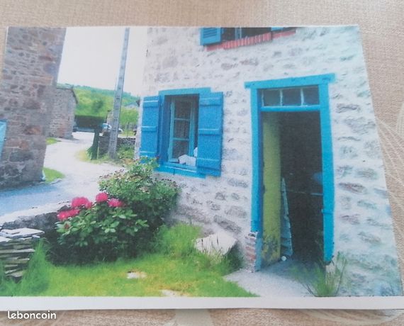 86 000 euros deux Maisons proche des lacs surface 165 mètres carrés