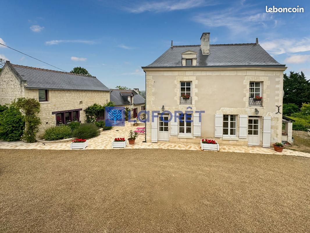 Maison 10 pièces 186 m² · à Chinon · 186 m² · 452 990 €
