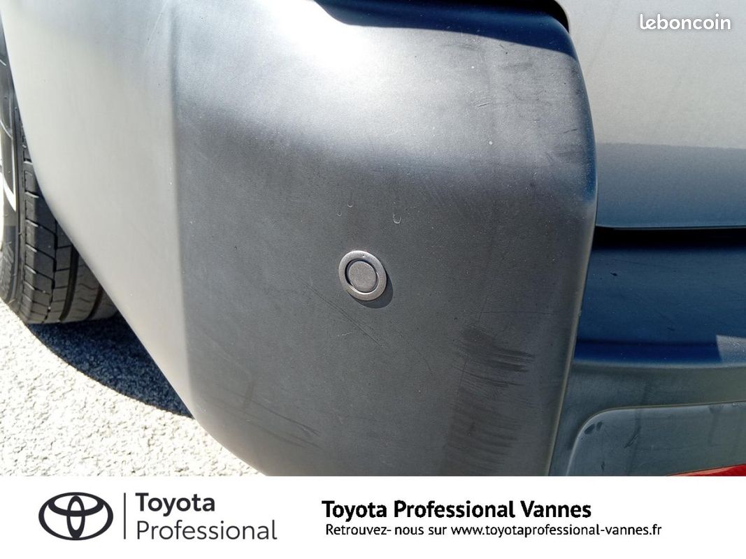 Toyota PROACE Combi Long 1.5 120 D-4D Dynamic MY20 (image 16)