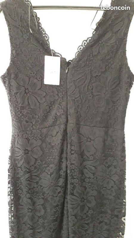 Robe cérémonie (image 2)