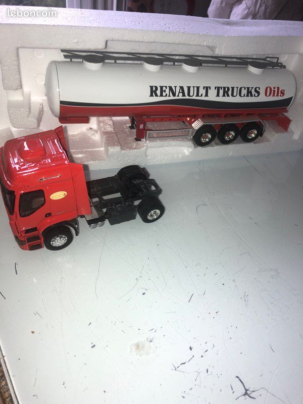 CAMION RENAULT PINDER Eligor 1/43 Creation EUR 38,50 - FR CAMION RENAULT PINDER Eligor 1/43 Creation EUR 38,50 - FR