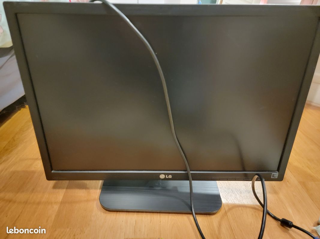 Vend écran pour PC (image 1)