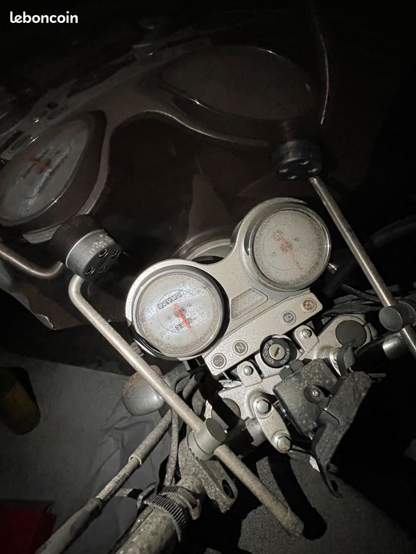 Yamaha YBR 125 – 2010 - Motos