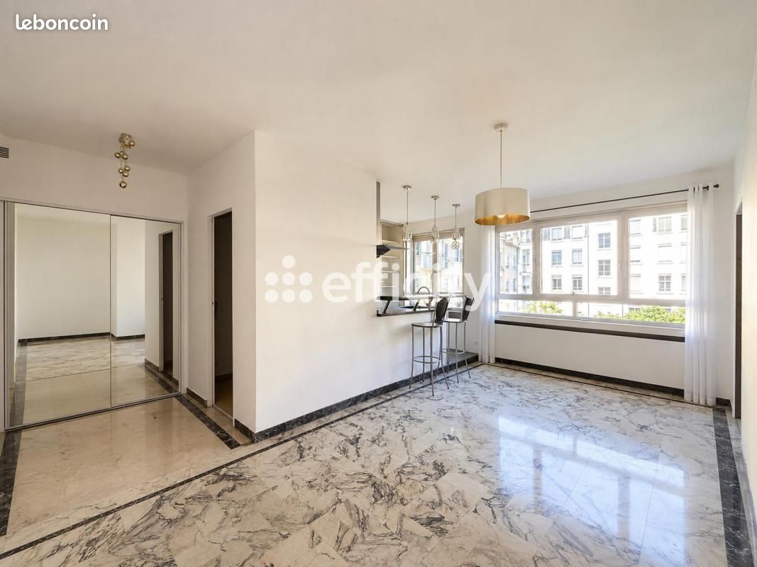 Appartement 2 pièces 44 m² · à Lyon · 44 m² · 250 000 €