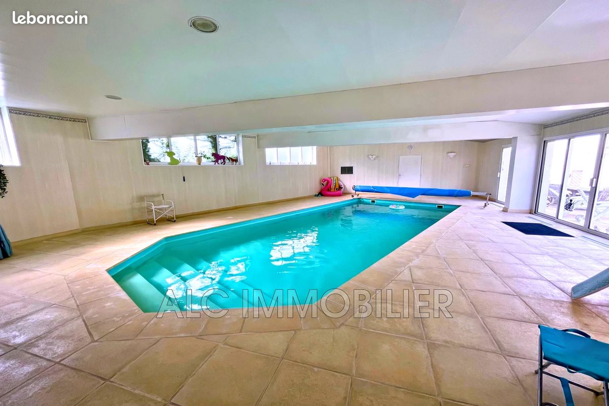 Maison 7 pièces 174 m² · à Pré-en-Pail-Saint-Samson · 174 m² · 327 050 €