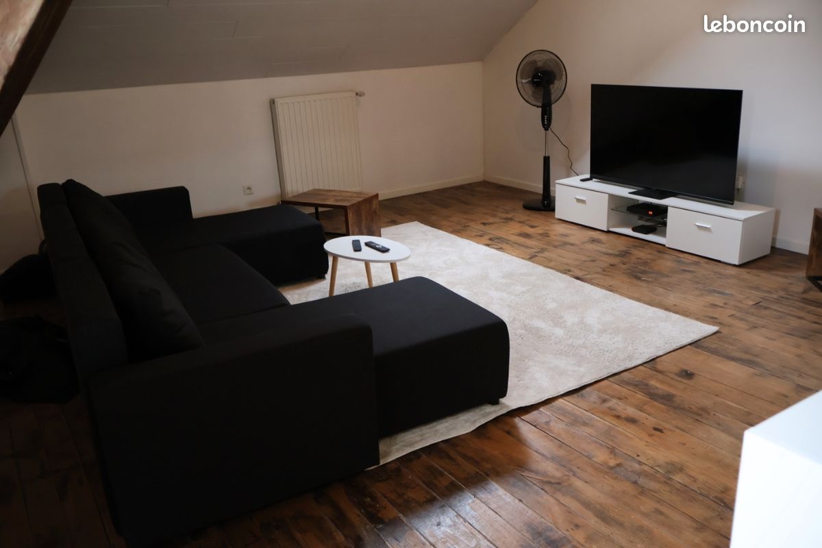 Appartement 5 pièces 120 m² · à Parthenay · 120 m² · 700 €