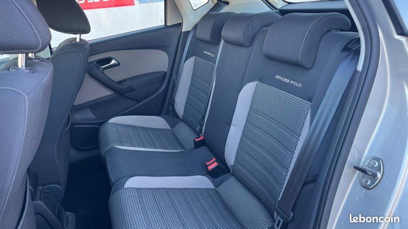 Volkswagen Polo Cross 1.6 TDI 16V 105 cv BVM CROSS JANTES ALUMINIUM (image 8)