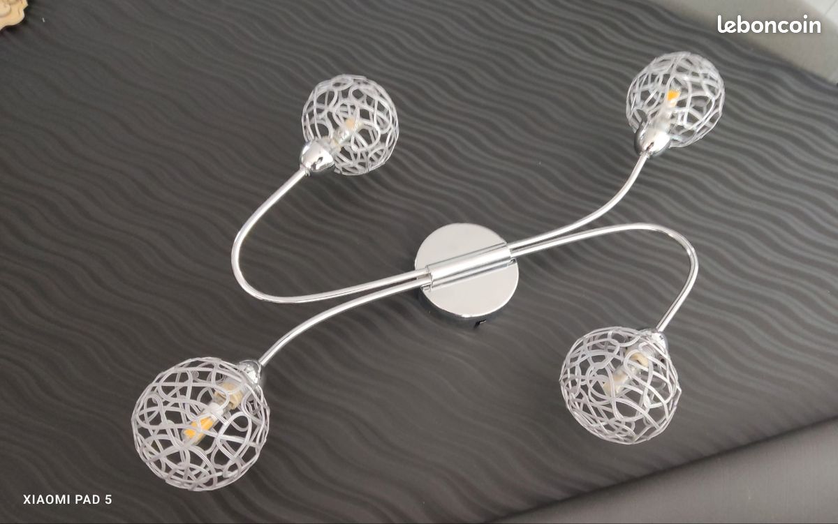 Lustre avec ampoules (image 1)