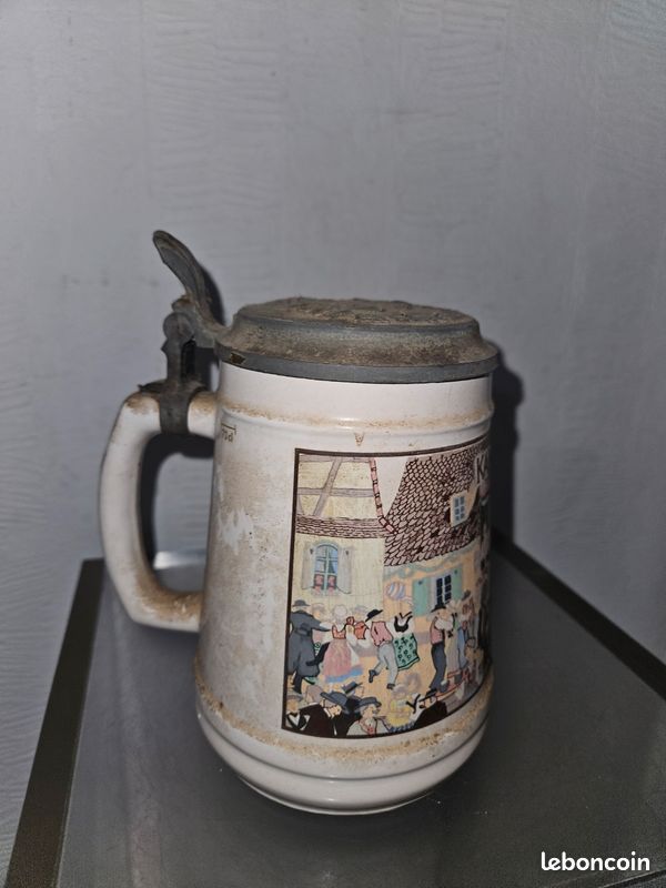 Ancienne Tasse à Bière En Pierre Avec Couvercle En étain - Ye Sherwode Club 1901 - Fait Main - Occasion