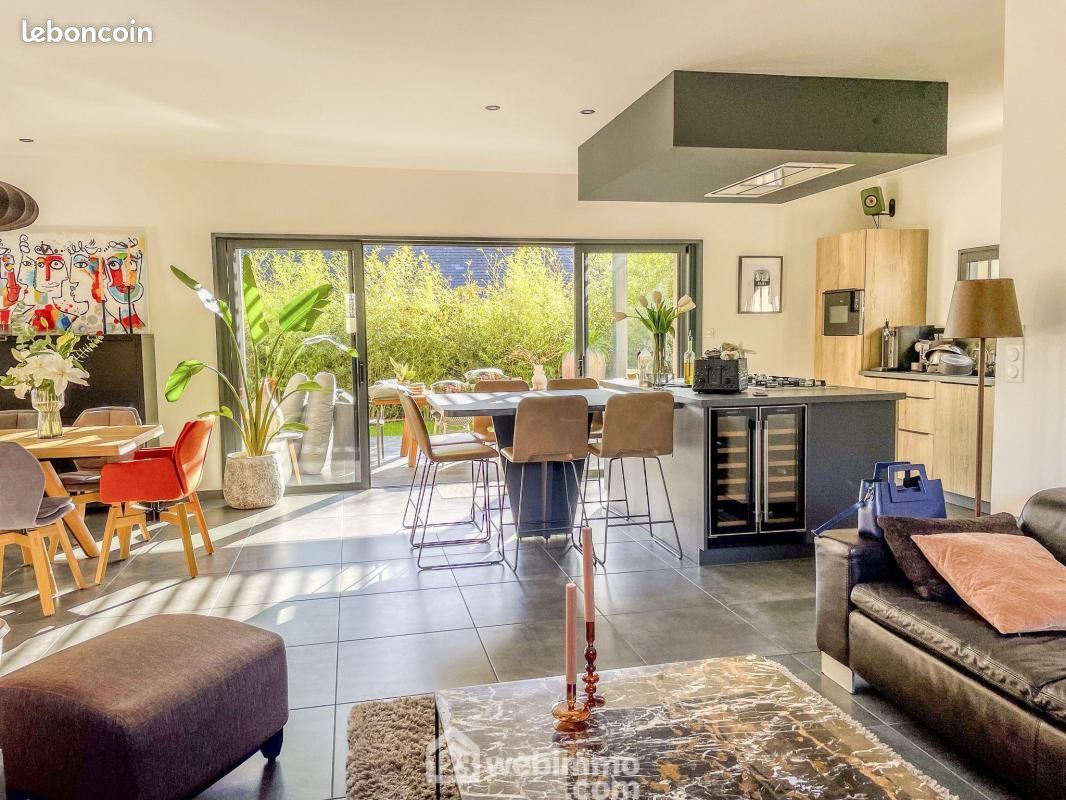 Maison 7 pièces 156 m² · à Saint-Barthélemy-d'Anjou · 156 m² · 633 000 €