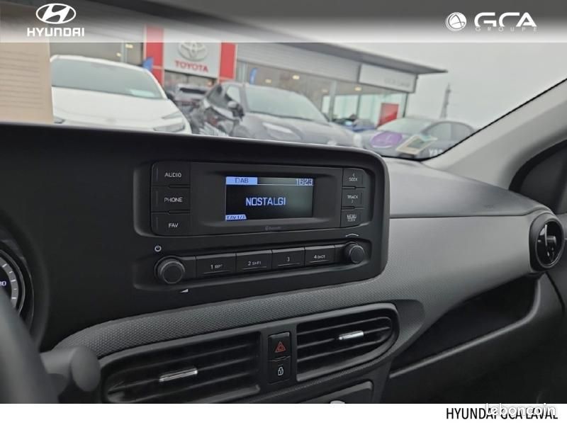 Hyundai i10 1.0 67ch ECO Intuitive (image 7)